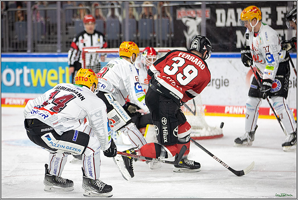 PENNY DEL; Koelner Haie- Fischtown Pinguins; Koeln, 03.01.2022